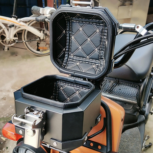 Boîte à bagages arrière universelle en aluminium imperméable pour <span class=keywords><strong>moto</strong></span>, maxi-scooter, boîte à bagages arrière pour <span class=keywords><strong>moto</strong></span>, <span class=keywords><strong>top</strong></span> <span class=keywords><strong>case</strong></span> pour <span class=keywords><strong>moto</strong></span> - Product Image 5