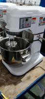 Diviseur automatique de pâte à pain pour pizza et pâtes Machine à fabriquer des boules de pâte à la vapeur pour brioches Machine à mélanger la pâte