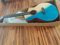 Haute qualité 36/40/41 pouces guitare acoustique épicéa scié en bois massif de style folk Qlossy prix de gros guitare de haute qualité