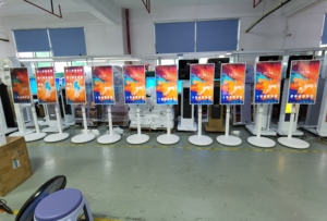 32inch Battery Powered thông minh màn hình TV tương tác TV xách tay máy ảnh 1080p Thông minh TV với bánh xe dễ dàng di chuyển xung quanh - Product Image 6