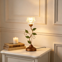 Lampe de table créative de style campagnard français, moderne et minimaliste, décorée de fleurs, avec interrupteur à bouton pour salon, chambre à coucher, bureau