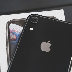 Venta al por Mayor de Teléfonos Móviles Usados Originales de 256 GB, Modelos 8, 8 Plus, X, XS, XS Max, 11, 11 Pro, 11 Pro Max, 12 Pro - Versión Estadounidense, Como Nuevos - Product Image 3