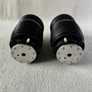 <span class=keywords><strong>Prix</strong></span> d'usine Nouvelles pièces automobiles Suspension pneumatique de sacs gonflables arrière pour Mercedes W205 C250 <span class=keywords><strong>C300</strong></span> C350 C400 AMG A2053200225 A2053200125 - Product Image 2