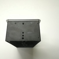 Soket Desktop Paduan Aluminium dengan Penutup Terbuka Flip Up Mengintegrasikan Berbagai Antarmuka Daya AC USB AV HD VGA
