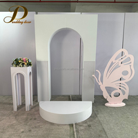 JINDA Nouveauté : Colonne carrée sculptée ajourée pour allée de mariage, table de desserts et décoration de vitrine