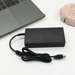 Nhà máy trực tiếp 12V 20A 240W chuyển đổi <span class=keywords><strong>Power</strong></span> <span class=keywords><strong>Adapter</strong></span> máy tính để bàn nhanh chóng tường sạc AC DC cung cấp điện cho các thiết bị khác nhau - Product Image 1