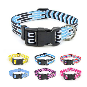 Collier pour chien à motif géométrique bleu, fermeture à boucle réglable, matériau en polyester, petite race, style moderne, toutes saisons - Product Image 2