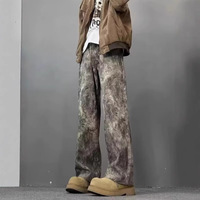 Jeans en denim pour hommes avec détails de coutures, coupe ample, fournisseur en gros