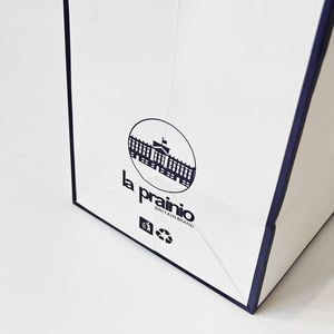 Sacs en papier cartonnés de luxe en gros avec logo de marque personnalisé pour vêtements, cadeaux, bijoux, promotion personnalisée - Product Image 3