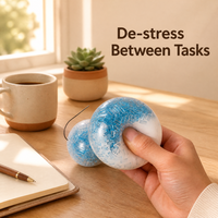 Balle anti-stress sensorielle transparente en gel souple, effet marbre flottant bleu glacé, pour la relaxation et les voyages