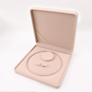 Wholesale velvet necklaces, <b>gift</b> pendants, jewelry sets, custom packaging, pearl travel velvet jewelry <b>boxes</b>, - Product Image 4