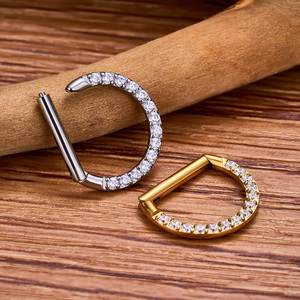 Getta Classic Pendientes Piercing ASTM F136 Titanio D Círculo Cubic Zircon Aro con bisagras Anillo <span class=keywords><strong>de</strong></span> nariz para bodas - Product Image 2