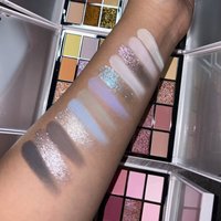 Palette de maquillage pour les yeux personnalisée à faible MOQ, 12 fards, finis mat, irisé, duochrome, multichrome et métallique, pour marque privée