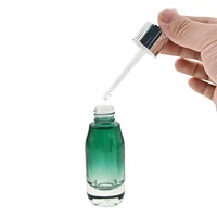 Botol Serum kaca hijau penetes kemasan kosmetik kustom OEM botol Essence 30ml