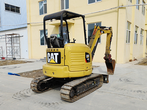 Excavatrice CAT d'occasion, modèle 2010, 95% neuve, fabriquée au Japon, moteur EPA, diesel, mini-excavatrice agricole. - Product Image 5