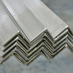 Acier cornière égal Q235B laminé à chaud pour la construction de structures en acier, entrepôts et projets d'ingénierie industrielle - Product Image 5