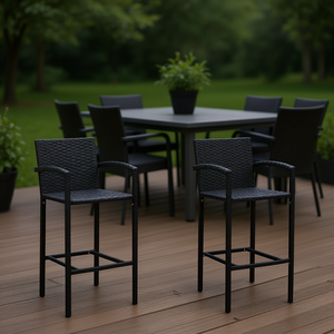 Tabourets de bar en polyrotin noir avec repose-pieds standard pour usage en bar, design moderne, structure en métal, mobilier commercial - Product Image 2