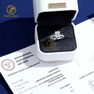 Anello di Fidanzamento e Matrimonio Personalizzato in Oro 14K 18K con Diamante Coltivato in Laboratorio Taglio Radiant 2CT 3CT 5CT D VS1 VVS1 Certificato IGI per Donne - Product Image 5