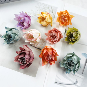 Bouquet de fleurs artificielles en soie, imitation ananas, pour mariage, décoration de la maison, accessoires de photographie - Product Image 1