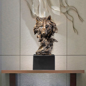 Adorno de Latón con Cabeza de Lobo, Escultura Artística Hecha a Mano, Decoración para Sala de Estar u Oficina, Cobre y Oro - Product Image 4