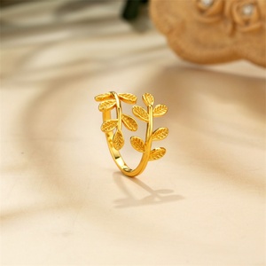 Anillo de Hoja Chapado en Oro Popular, Anillo Ajustable de Acero Inoxidable - Product Image 3