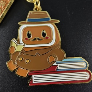 Llaveros Personalizados de Aleación de Zinc, Llavero de Gato Detective Adorable, Regalo para Amantes de los <span class=keywords><strong>Libros</strong></span>, Venta al por Mayor, Llaveros Personalizados de Alta Calidad - Product Image 3