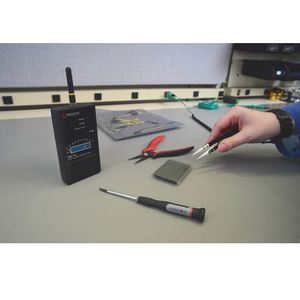 Detector de Eventos ESD Portátil PED-718 con Antena y Pantalla LCD para Monitoreo de Descargas Electrostáticas - Product Image 3