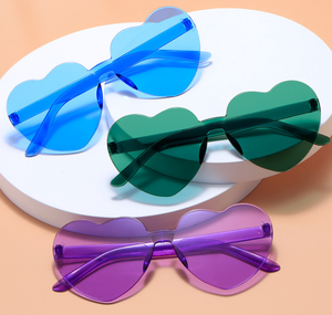 Lunettes de soleil tendance couleur bonbon, sans monture, en forme de cœur, surdimensionnées, pour fêtes et événements - Product Image 4