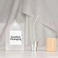 Flacons pulvérisateurs en verre dépoli de style laboratoire 30ml 50ml avec couvercle en bois de noyer de qualité supérieure, contenants de parfum vides, atomiseur rechargeable anti-fuite