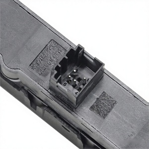 สวิตช์ปลดล็อคฝากระโปรงท้ายรถปอร์เช่ รุ่น 997.613.105.02 สำหรับเปลี่ยนซ่อมฝากระโปรงท้าย อะไหล่หมายเลข SY 071 - Product Image 5