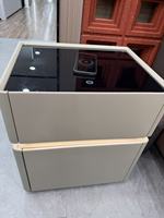 Table de chevet intelligente avec coffre-fort intégré, chargeur sans fil, miroir LED, 2 tiroirs, table de chevet moderne, prix de gros