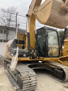 รถขุดไฮดรอลิกแบบตีนตะขาบ CAT312d มือสอง รุ่นปี 2024 พร้อมเครื่องยนต์/มอเตอร์/ปั๊ม/เกียร์บ็อกซ์ สภาพ 90% ใหม่ นำเข้าจากญี่ปุ่น น้ำหนัก 12 ตัน - Product Image 3