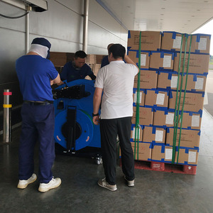 Enhebrado de cadena telescópica PP PET Correa Pallet Bottom Wrap Máquina de herramientas de flejado - Product Image 4