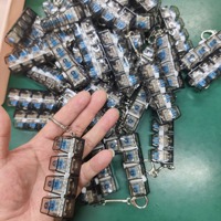 Llavero Transparente de Acero Inoxidable con Cristales Sintéticos y Luz, para Descompresión, con 2, 3 o 4 Agujeros, Portátil, para Aliviar el Estrés