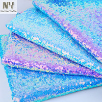 Tissu Nanyee extensible brillant en polyester et élasthanne, tricoté, brodé, ombré bleu, irisé, à paillettes, pour maillots de bain et robes pour filles