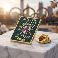 Badge en métal personnalisé en alliage de zinc doré, motif Géorgie 2026, épinglette émaillée sur mesure pour sacs à dos, vêtements et cadeaux de fête