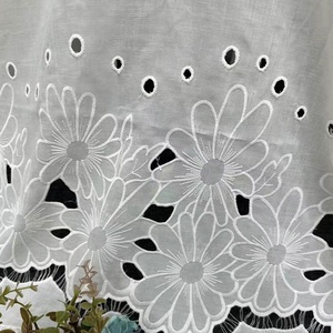 Nouvelle collection de tissus brodés en coton épais, dentelle de luxe rose fuchsia pour châle - Product Image 3