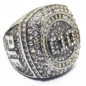 Anillo de Campeonato de Fútbol de Fantasía de Aleación de Zinc, Varios Estilos Divertidos, Novedad en Venta Directa de Fábrica - Product Image 1
