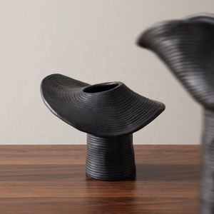 Flolenco decorazione per la casa oggetti da salotto oggetti decorazione in ceramica nera vaso moderno minimalista decorativi <span class=keywords><strong>vasi</strong></span> di fiori in ceramica - Product Image 4