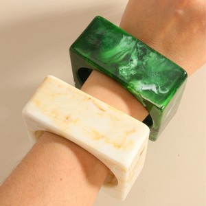 2025 Luxurious Enamel Marble Geometry Gear Statement Chunky <strong>Bangle</strong> <strong>Bracelet</strong> - Product Image 4