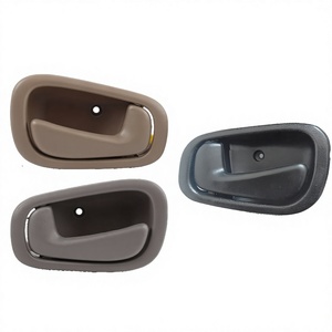 69205-02050 69206-02050 Poignée de porte intérieure gauche et droite pour Toyota Corolla - Product Image 1