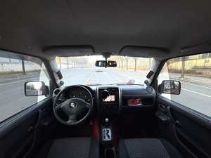 <span class=keywords><strong>Suzuki</strong></span> Jimny 2011 1.3 Automático, Todoterreno <span class=keywords><strong>Compacto</strong></span>, Verdadero 4x4, Motor Confiable, Estilo Único, <span class=keywords><strong>Auto</strong></span> para Aventura y Ciudad - Product Image 6