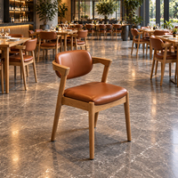 Fauteuil de salle à manger en bois massif avec sièges en cuir, grain naturel, pieds coniques, personnalisable pour projets, OEM, vente en gros Chine