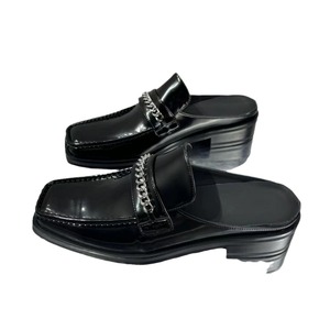Mules de Cuero Charol Negro con Cadena para Hombre, Sin Talón, Estilo Casual y de Moda, Novedad 2026 - Product Image 5