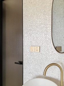 Mosaïque de verre élégante pour salle de bain et piscine, <span class=keywords><strong>couleur</strong></span> <span class=keywords><strong>blanc</strong></span> coquillage - Product Image 4
