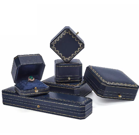 Boîte à bagues bleue