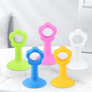 Butée de porte en silicone avec base à ventouse pour salle de bain et usage domestique, protecteur de poignée de porte anti-collision coloré - Product Image 1