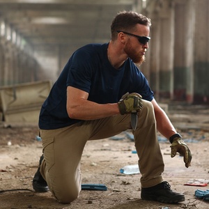 T-shirt da uomo con trasporto nascosto e maglietta tattica antigraffio e resistente all'usura Multi-tasche da uomo t-shirt - Product Image 6