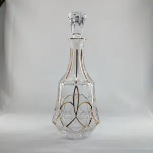 High-end kustom 300ml 800ml vodka wiski anggur kristal kaca decanter dengan tutup botol kristal