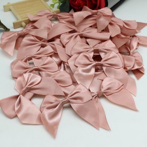 65*65mm Satin Ruban Arcs Décoration Arcs pour Artisanat Paquets Petit Bowknot pour Artisanat Mariage <span class=keywords><strong>Arc</strong></span> Naissance - Product Image 4